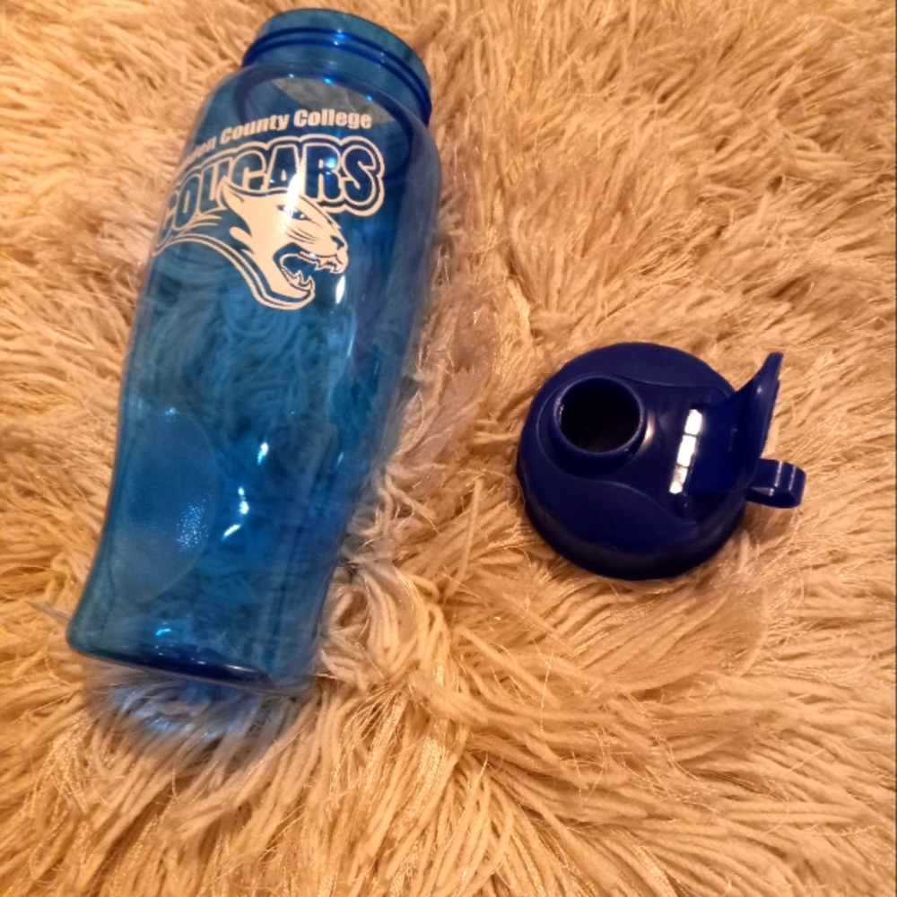 CCC Water Bottle - Picture 3 of 5
